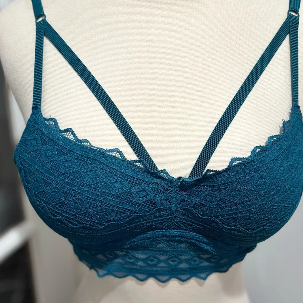 Victoria's Secret PINK Teal Lace Strappy Push-up Bralette